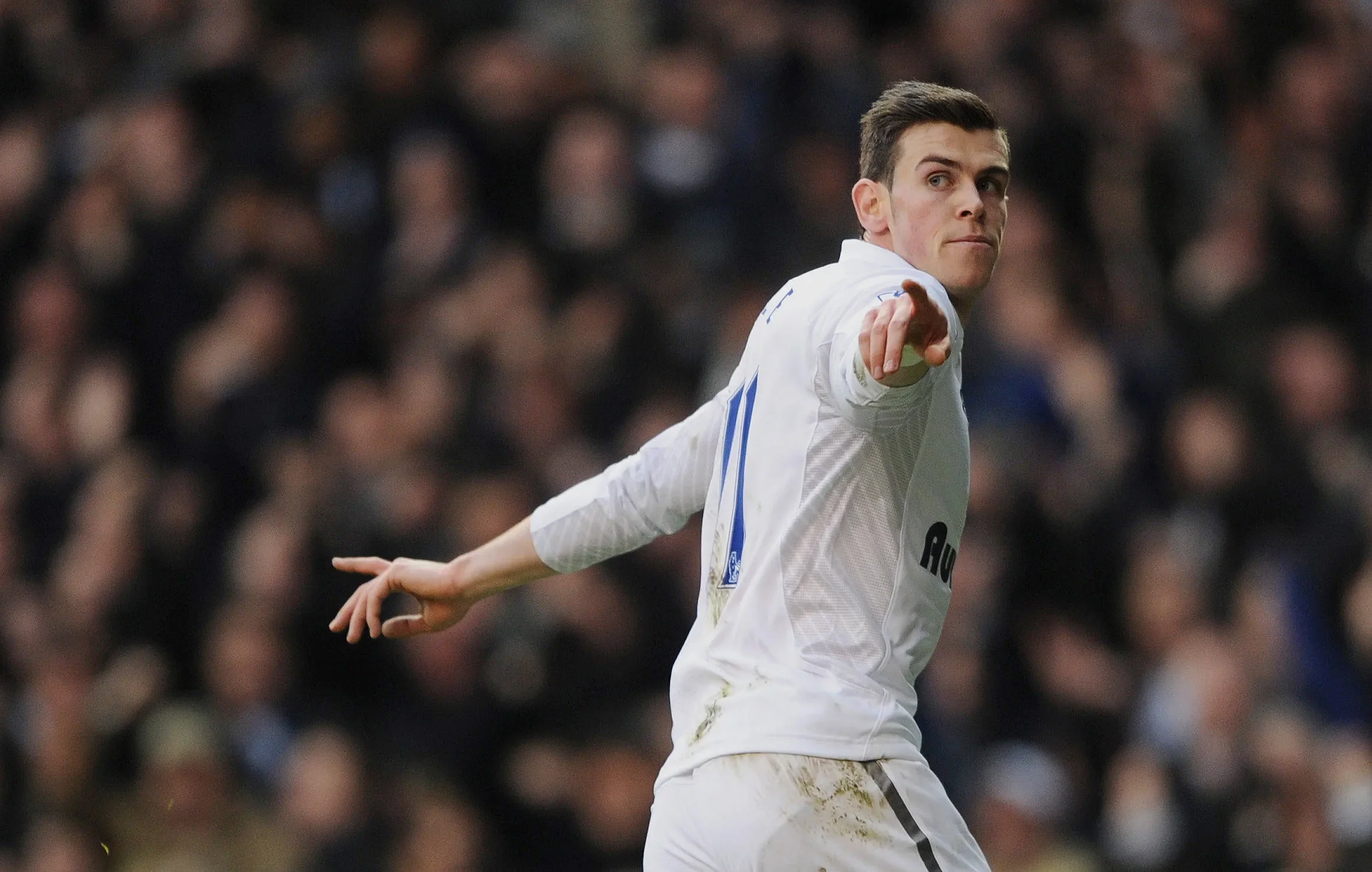 Tottenham Hotspur's All-Time Premier League XI: A Tribute to Iconic Players